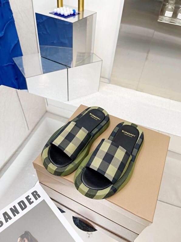 Burberry Slippers